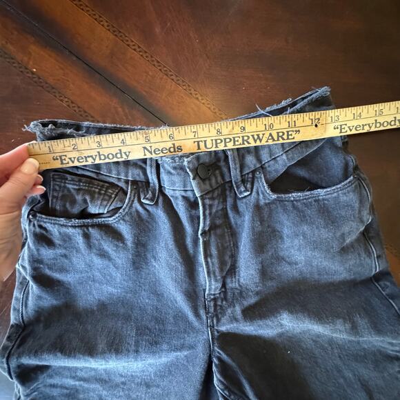 Good American High Waisted Washed Black Long Straight Leg Jeans 4/27 - Picture 5 of 9